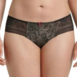 Anita Cueca Berry Preto 38
