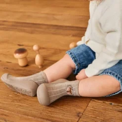Attipas Baby Bear Beige Tamanho 19 | Sapato Bebé Ergonómico e Respirável