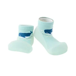 Attipas Summer Whale Blue Sapato Bebé AQUA-X Barefoot T20 | Secagem rápida ideais para praia e verão