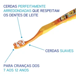 Elgydium Junior Escova de Dentes Emoji 7-12Anos