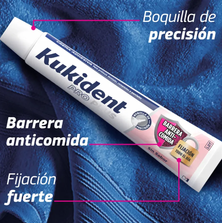Kukident Pro Plus Creme Adesivo sem Sabor 2x40g