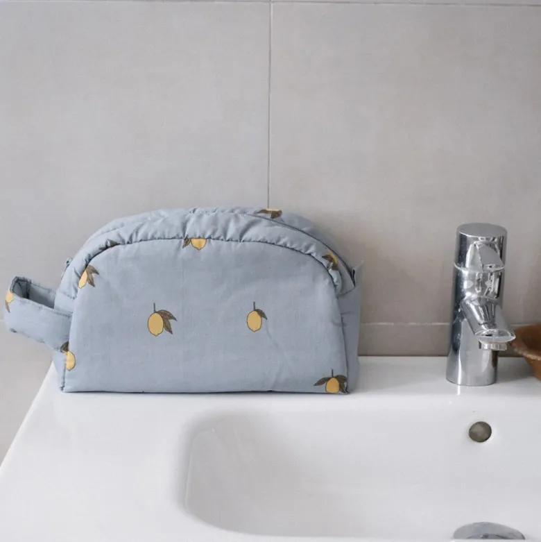 Molis&Co Necessaire de Viagem Colima 17x28cm | Organizador para Mala de Bebé | Estampado Limões