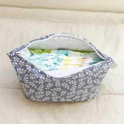 Molis&Co Travel Kit Necessaire Blue Garden | Organizador de Fraldas Impermeável