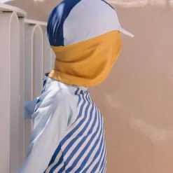 Monnëka Chapéu Bebé Praia UV50+ Stripes Blues & Beyond S 6-12 Meses | Com Lycra Secagem Rápida com Proteção Nuca