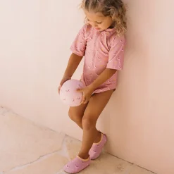 Monnëka Sapatinhos de Praia Whale Pink T20/21 | Proteção UV50+ | Sola Antiderrapante EVA