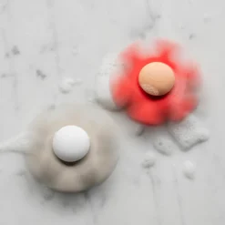 Nattou Spinner Silicone Flor Argila com Ventosa | Brinquedo Sensorial para Bebés