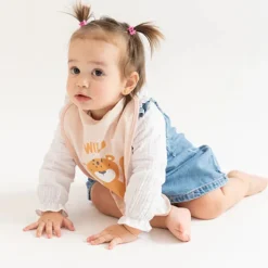 Saro Babete Impermeável Born To be Wild | Ajustável com Velcro | Fácil Limpeza