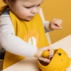 Trixie Primeiro Conjunto Refeição Bebé Mr. Lion 4m+ | Tigela com Ventosa e Colher