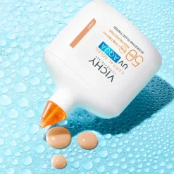 Vichy Capital Soleil UV-Aqua Fluido com Cor Light SPF50 50ml| Tom Claro Uniformiza e Hidrata